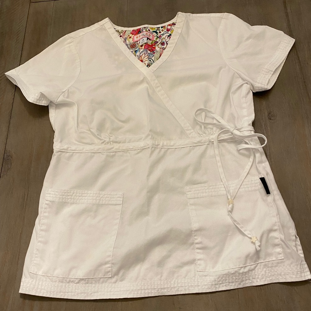 Koi Women's Scrub Top, Size Medium